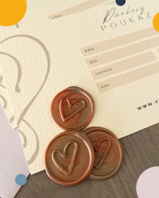 🥰 Mám já to ale milé klienty! Dneska vám už můžu prozradit, co stojí za tím, že jsem se pustila do pečetění. To totiž...